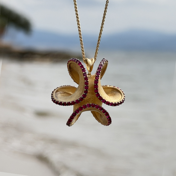 Waves in Bloom Pendant – Sterling Silver 925 - Gold Plated